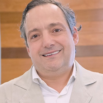 Dr. Marcelo Abla Dr. Marcelo Abla